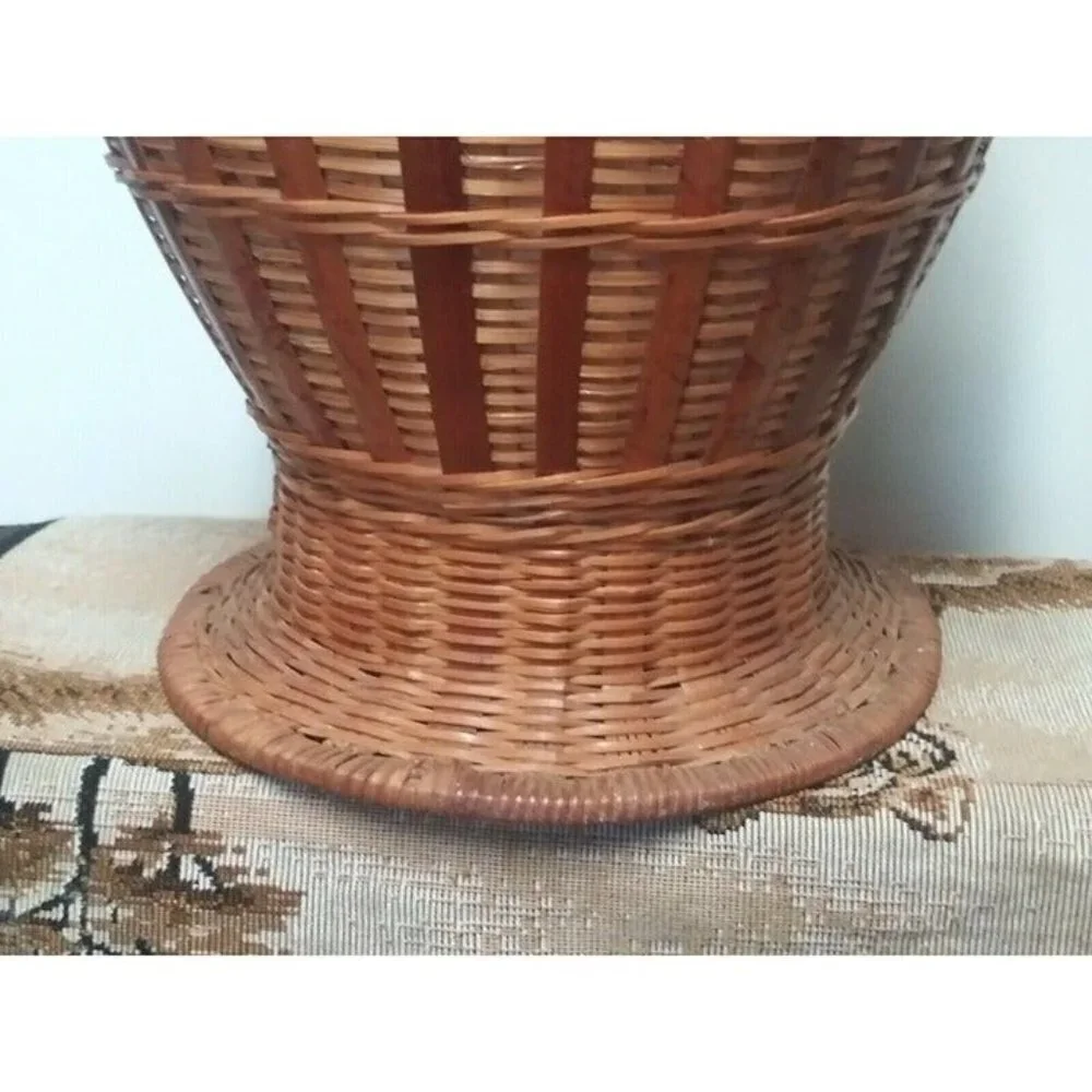 Vintage wicker Vase Bamboo rattan 13.5